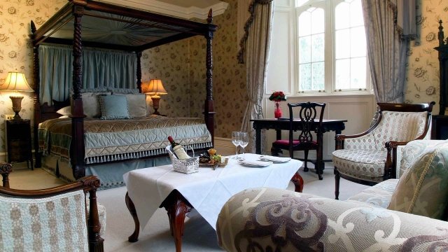 Castle Accommodation Ireland Castle Rooms Kilronan Castle
