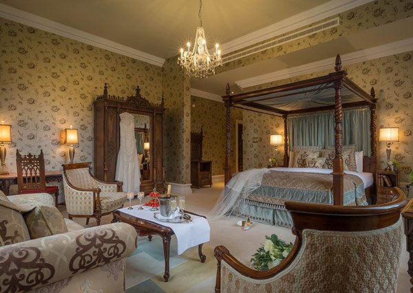 Romantic Hotels Ireland, Castle Resorts Ireland, Castle Accommodation Ireland