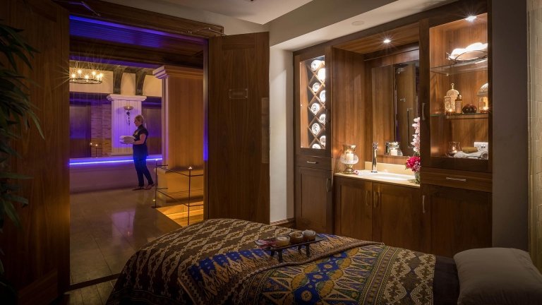THE SPA